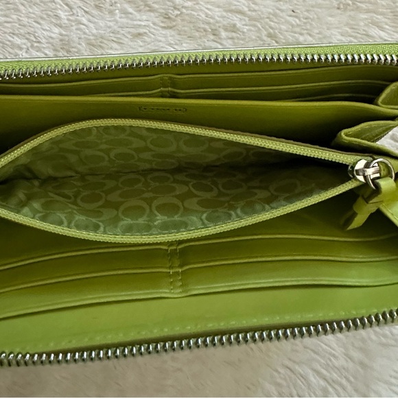 Coach Zip Around Perforated Leather Clutch Wallet - Picture 9 of 10